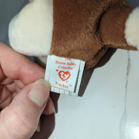 TY beanie baby. Tracker hound dog. Excellent condition. Rare & retired. Bundle!! - Picture 5 of 5